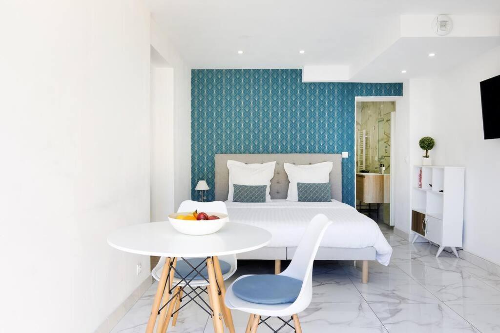 Studio rénové avec parking et terrasse à Eze village Exterior foto
